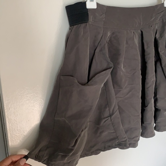 Romeo & Juliet Couture skater skirt with pockets - Picture 2 of 8